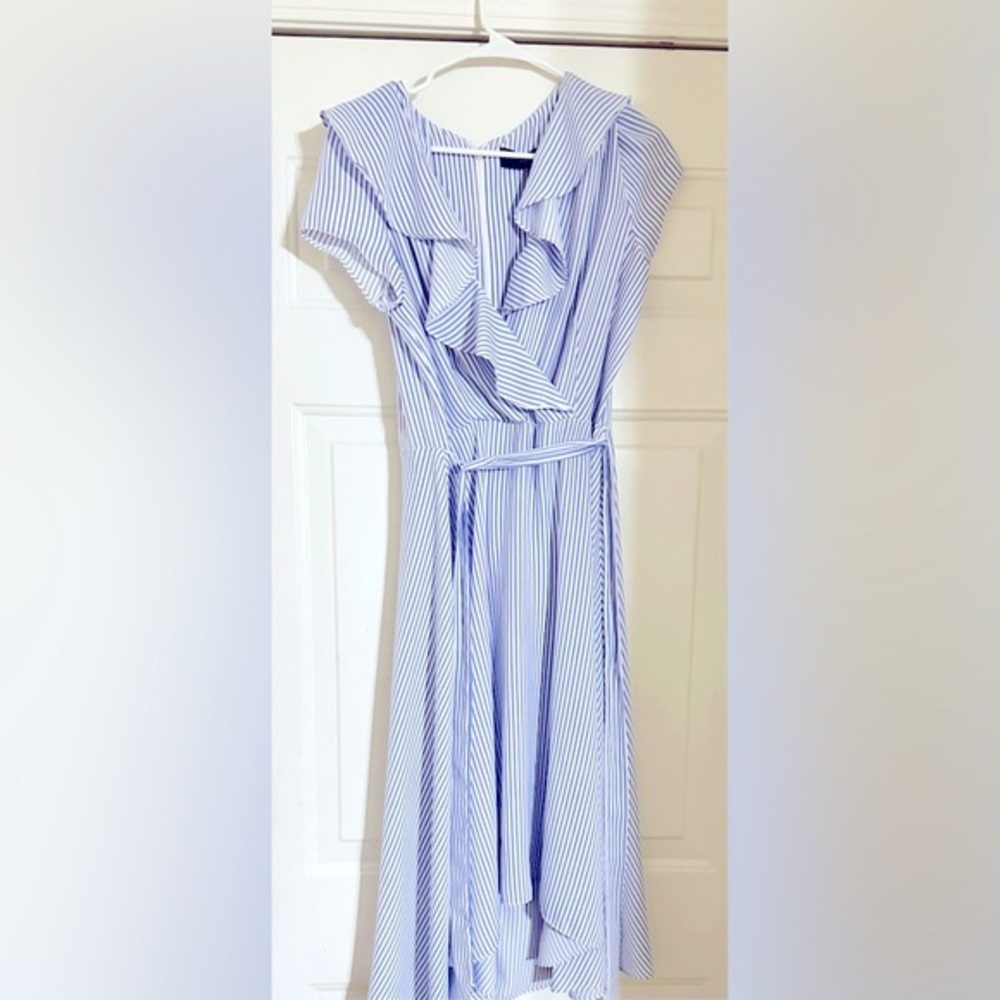 Elegant Blue Striped Midi Dress